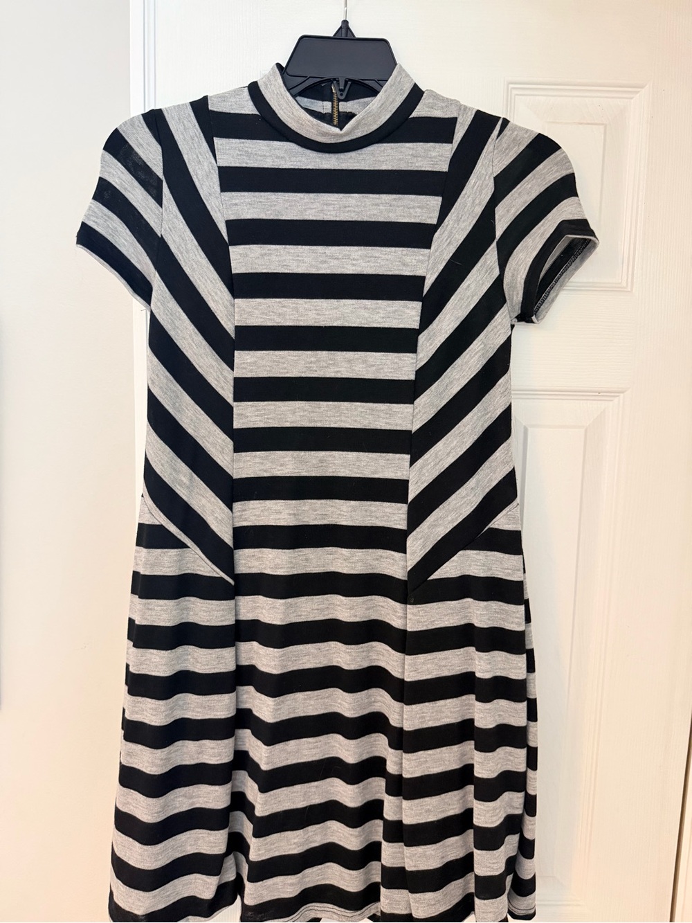 Altered state Striped Short-Sleeve Swing Dress - Black & Gray